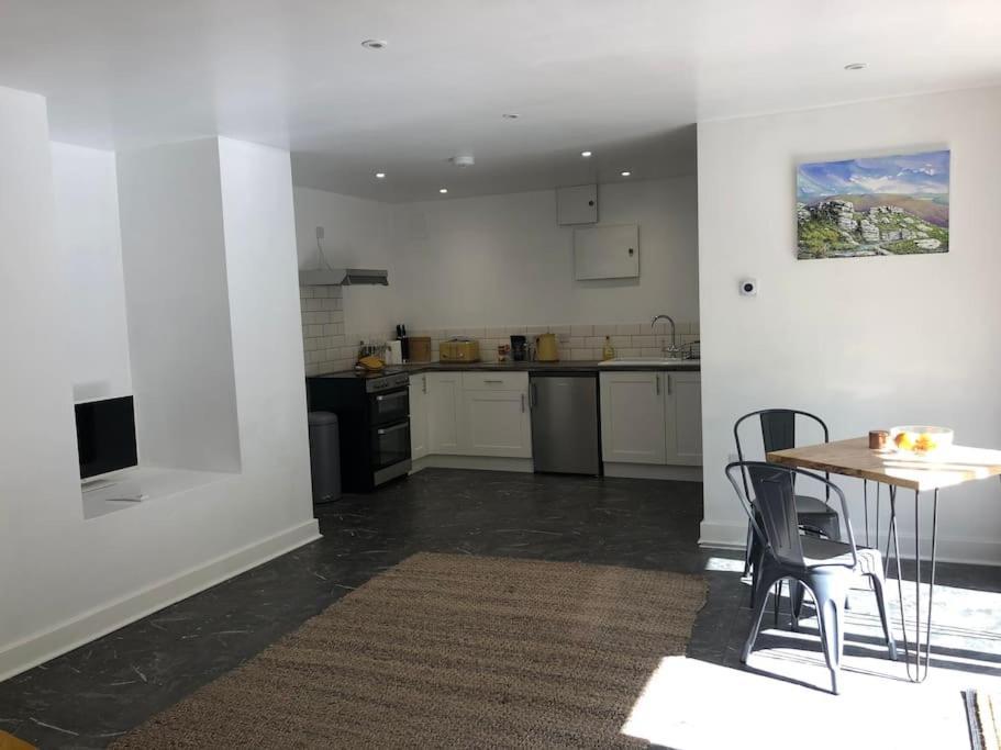 Sharp Tor Riverside Studio Apartment プリマス エクステリア 写真